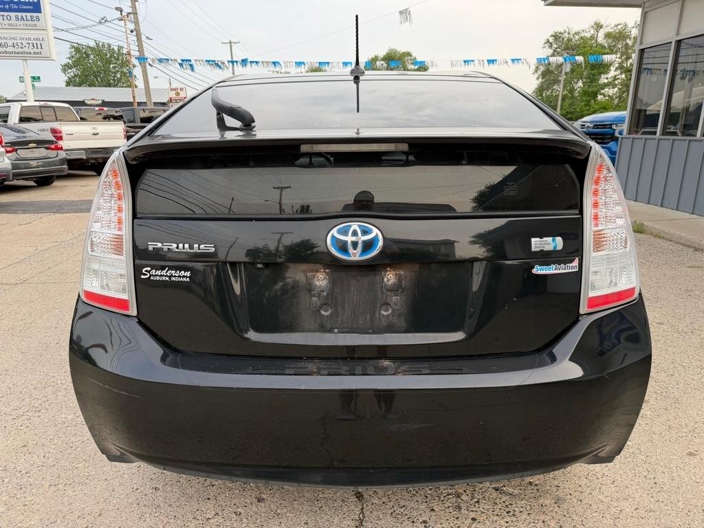 Toyota Prius Prius V 2010
