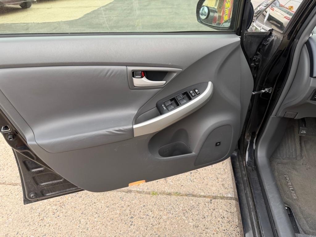 Toyota Prius Prius V 2010