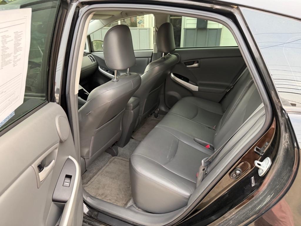Toyota Prius Prius V 2010