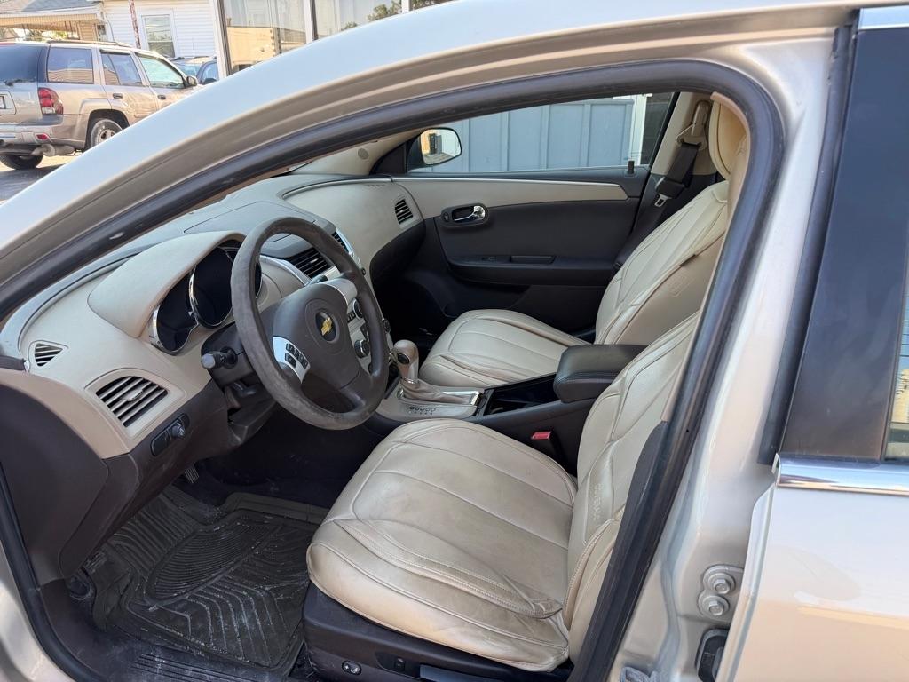 Chevrolet Malibu LS 2011