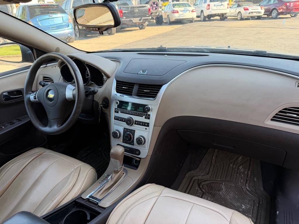 Chevrolet Malibu LS 2011