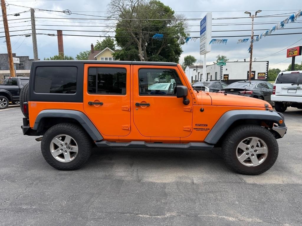 Jeep Wrangler Unlimited Sport 4WD 2012