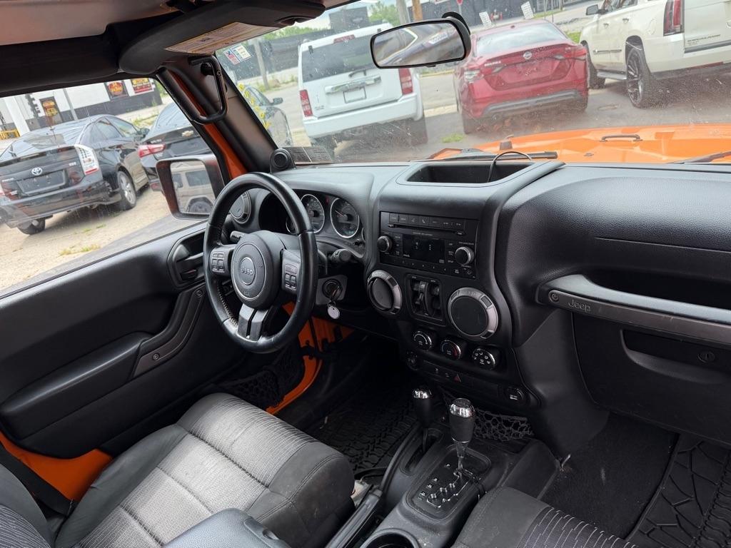 Jeep Wrangler Unlimited Sport 4WD 2012
