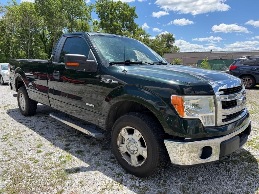 Ford F-150 XLT 8-ft. Bed 4WD 2013