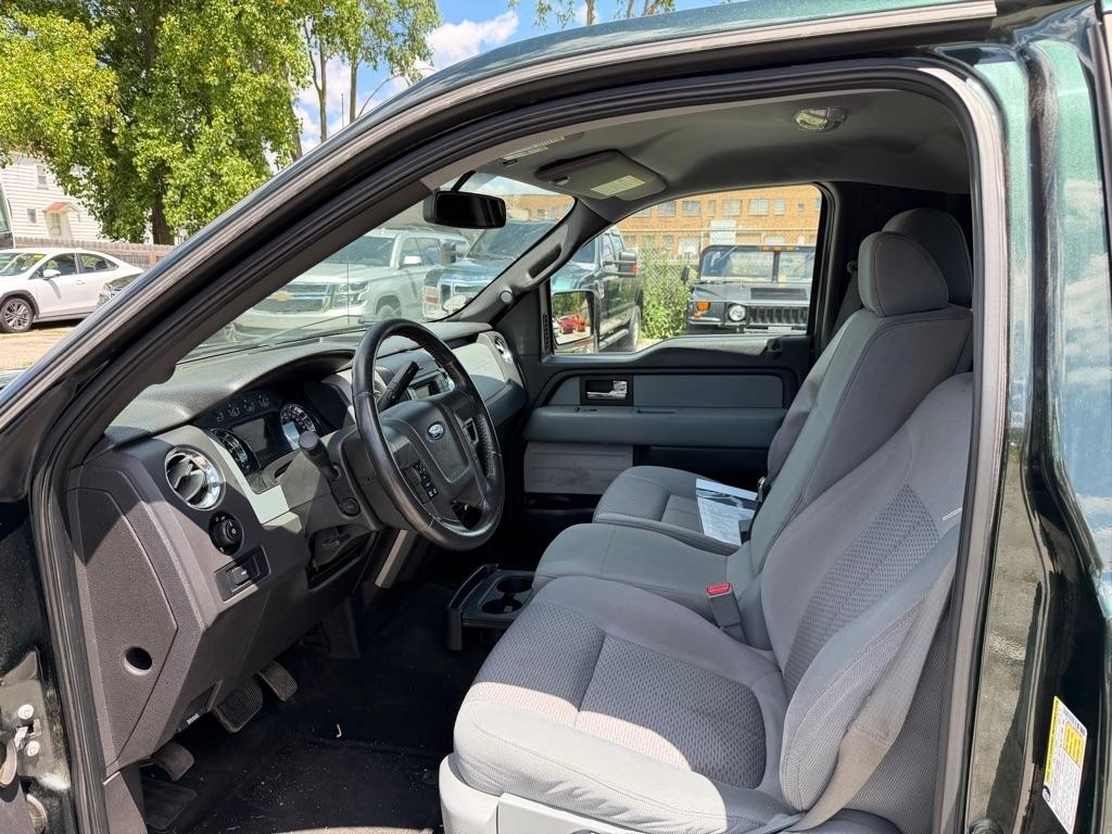 Ford F-150 XLT 8-ft. Bed 4WD 2013