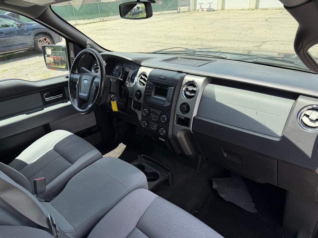 Ford F-150 XLT 8-ft. Bed 4WD 2013