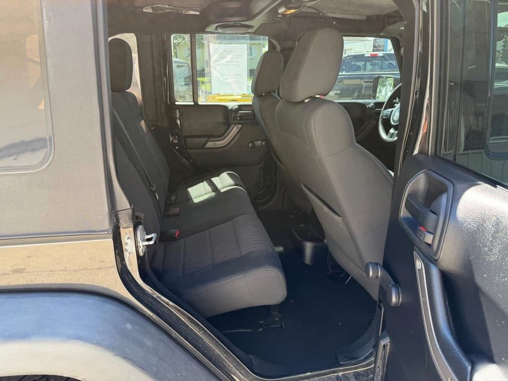 Jeep Wrangler Unlimited Sport 4WD 2011