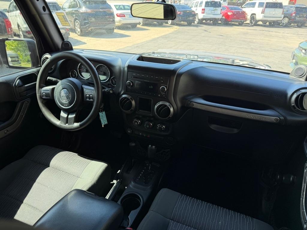 Jeep Wrangler Unlimited Sport 4WD 2011