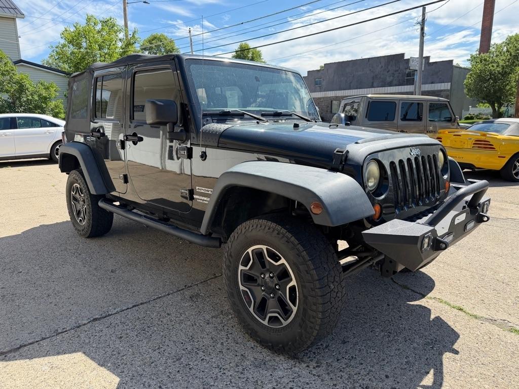 Jeep Wrangler Unlimited Sport 4WD 2011