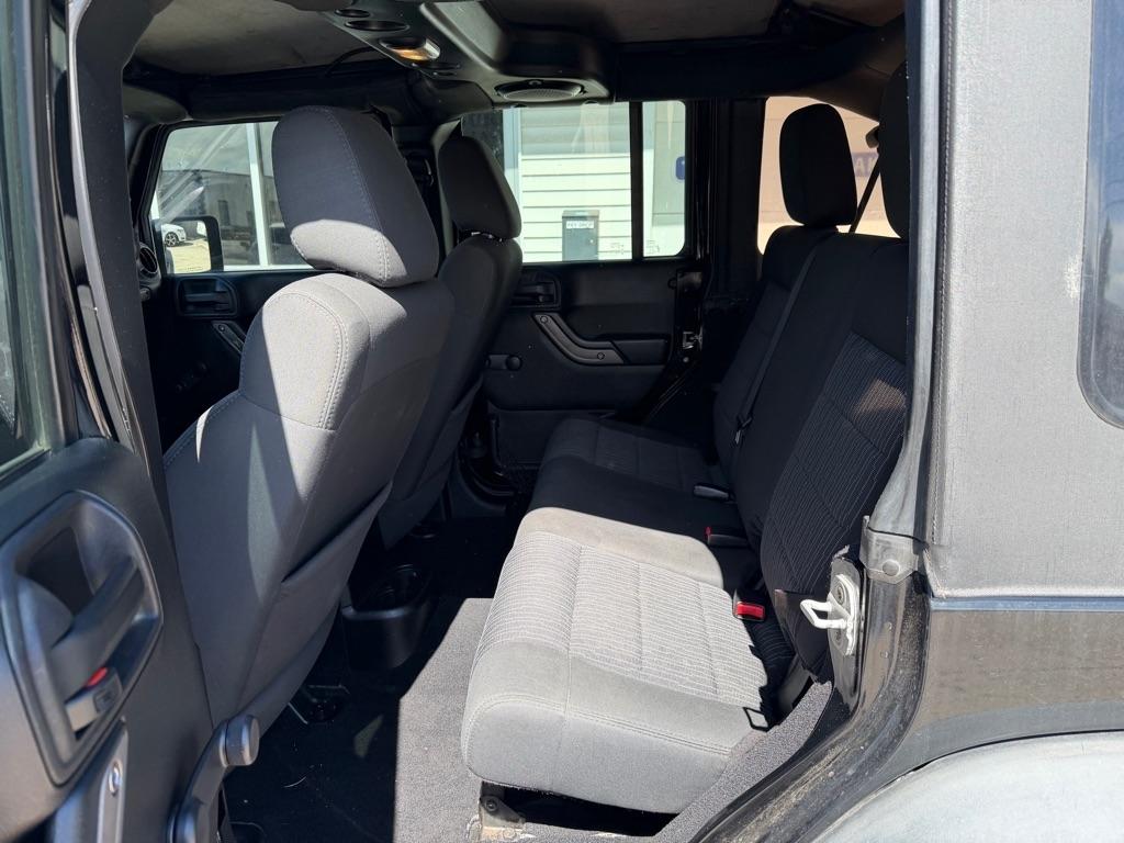 Jeep Wrangler Unlimited Sport 4WD 2011