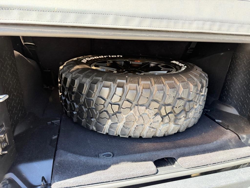 Jeep Wrangler Unlimited Sport 4WD 2011