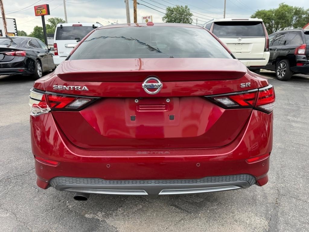 Nissan Sentra SR 2021