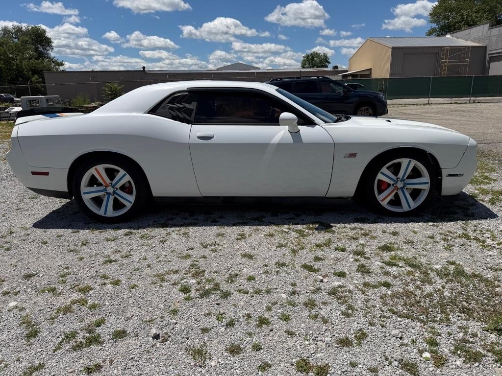 Dodge Challenger SRT8 2012