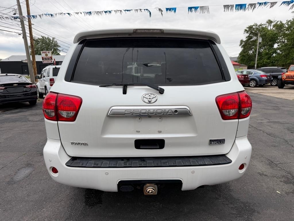 Toyota Sequoia Plantium 4WD 2008