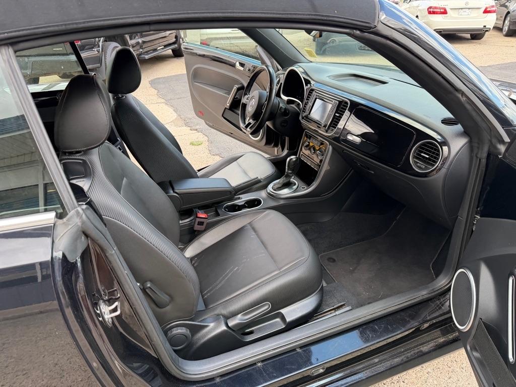 Volkswagen Beetle 1.8T SEL Convertible 2017
