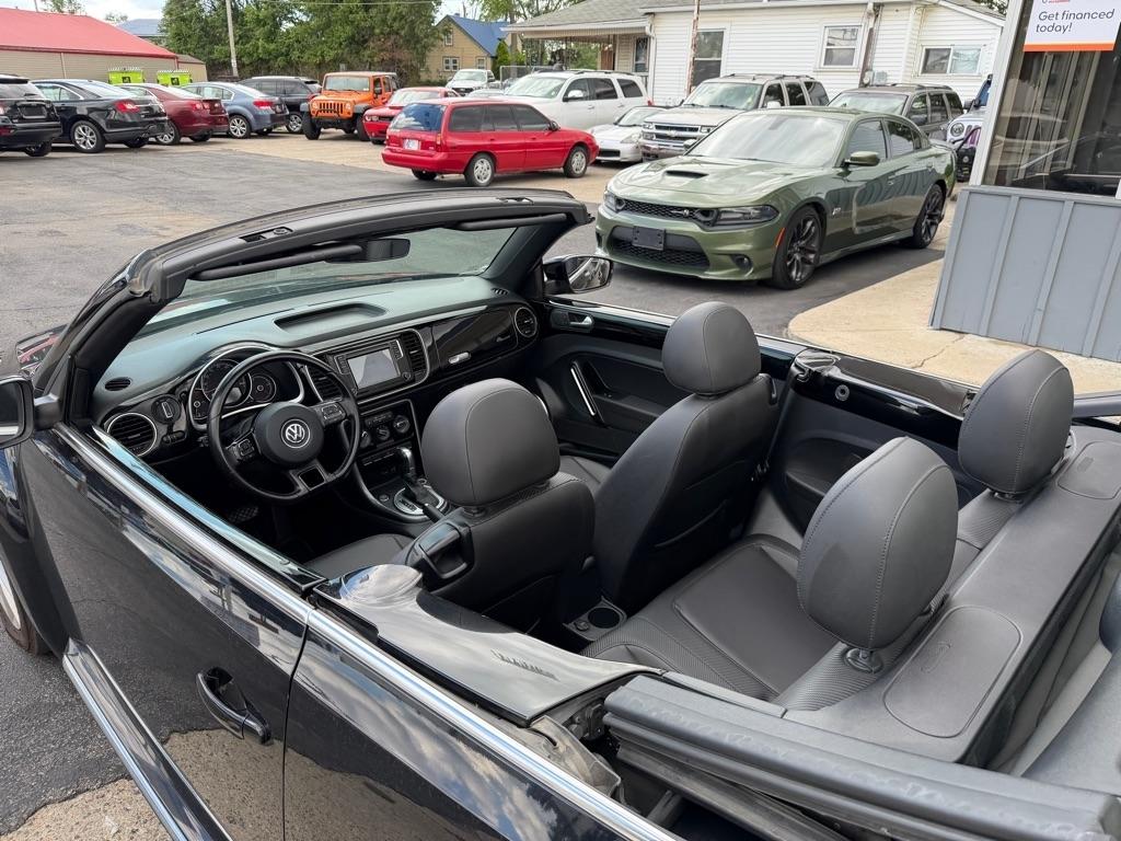 Volkswagen Beetle 1.8T SEL Convertible 2017