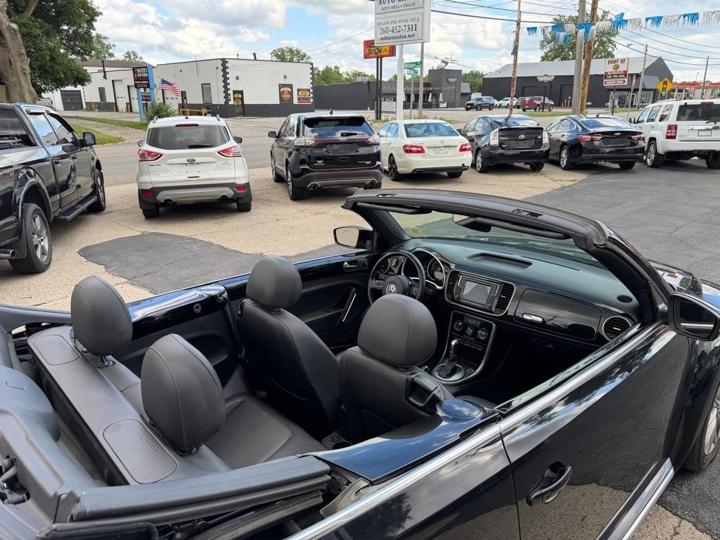 Volkswagen Beetle 1.8T SEL Convertible 2017