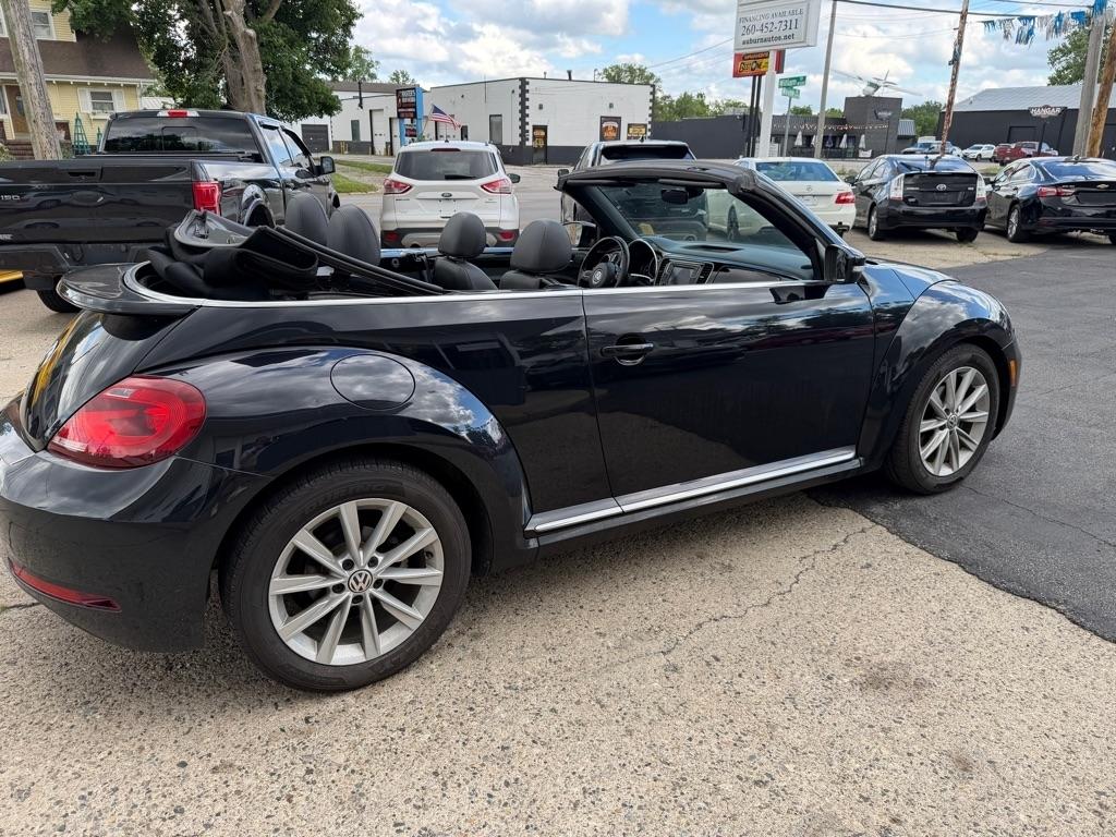 Volkswagen Beetle 1.8T SEL Convertible 2017