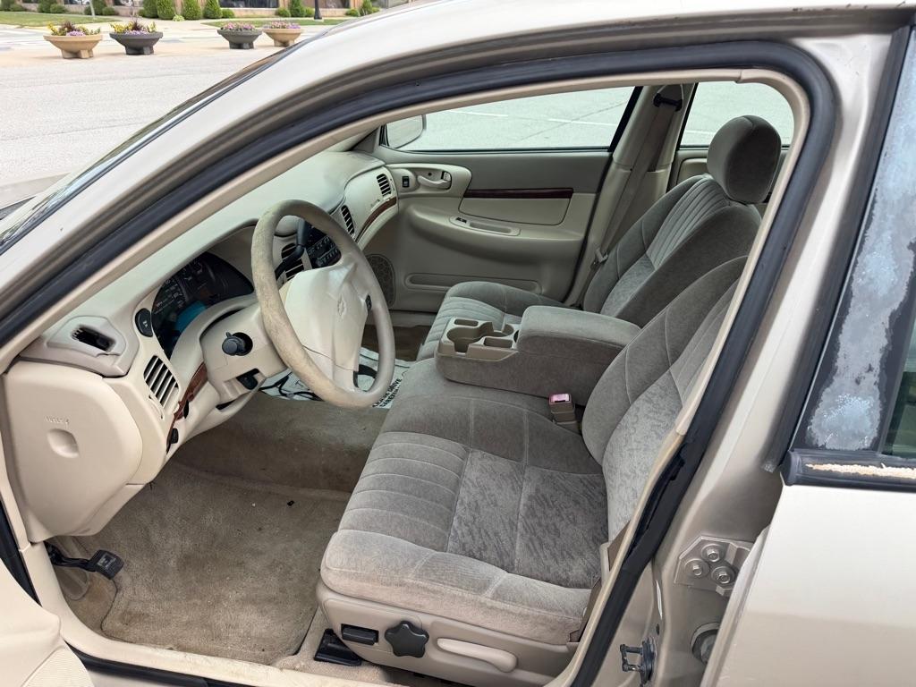 Chevrolet Impala Base 2003
