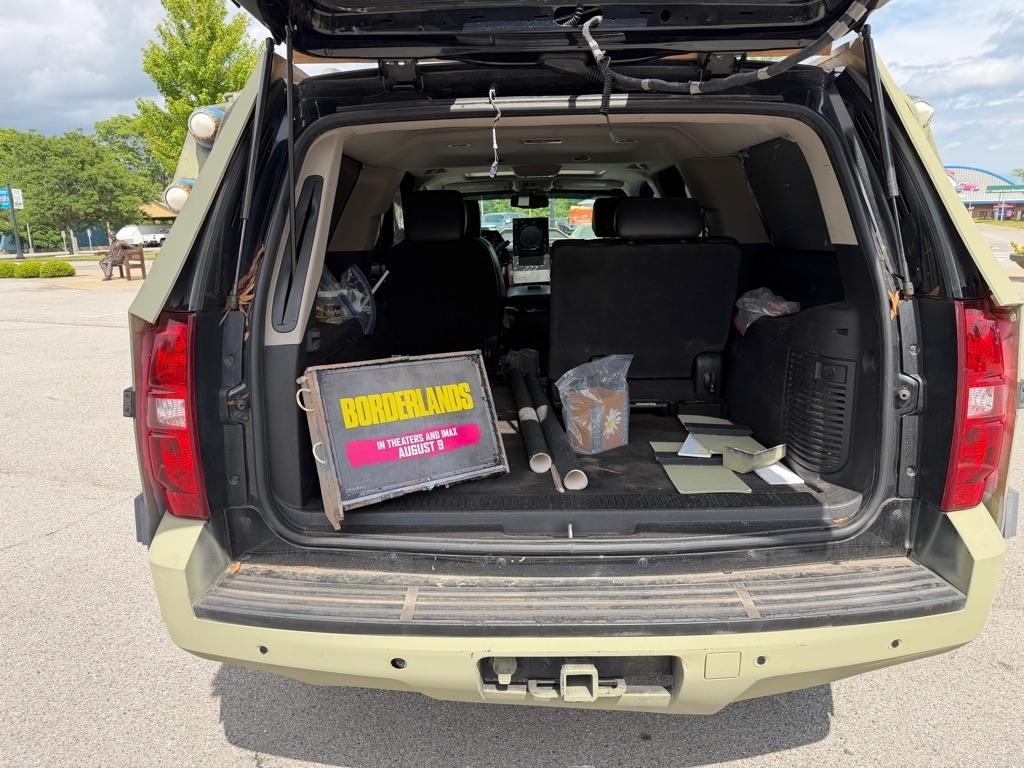Chevrolet Suburban LT 1500 4WD 2012