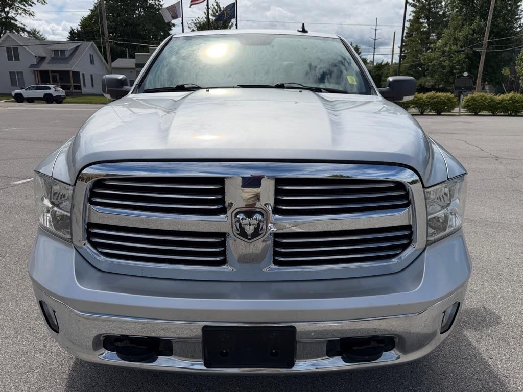 RAM 1500 SLT Crew Cab SWB 4WD 2015