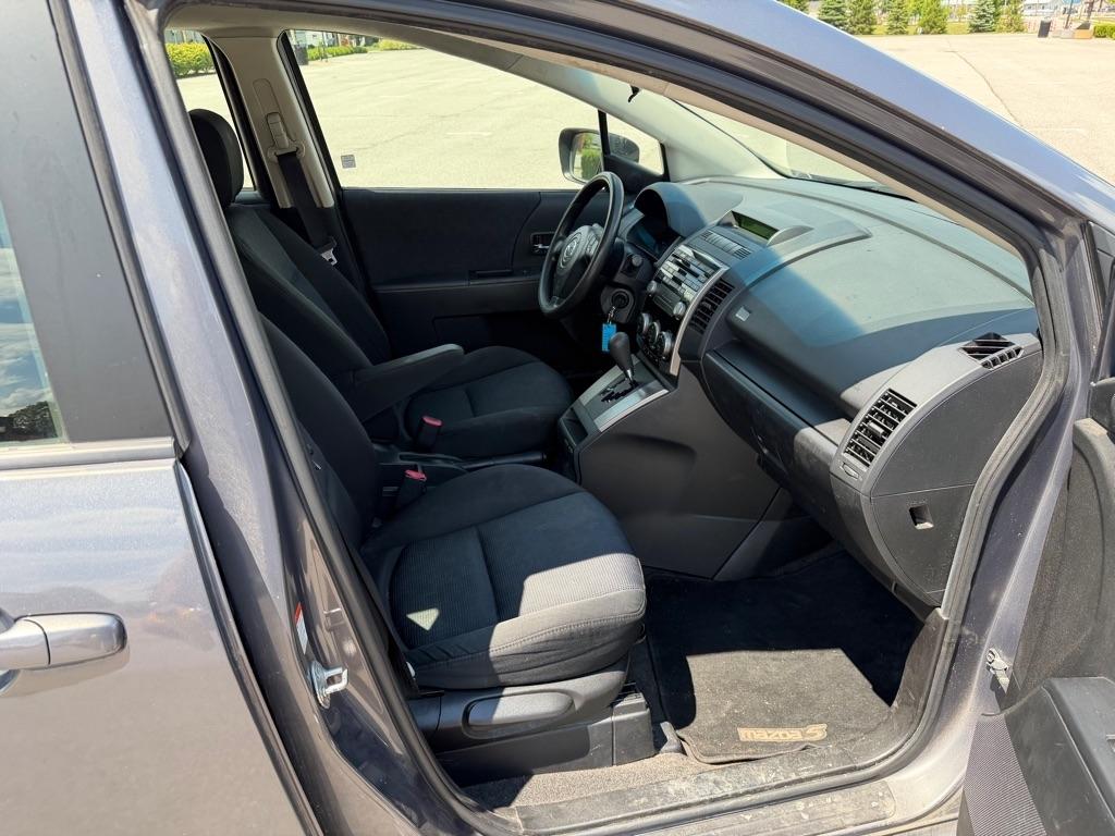 Mazda MAZDA5 Sport 2010