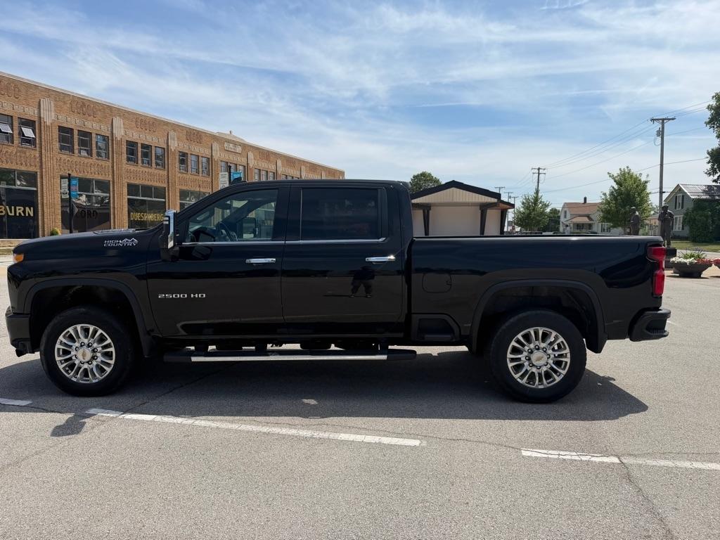 Chevrolet Silverado 2500HD High Country Crew Cab Long Box 4WD 2022