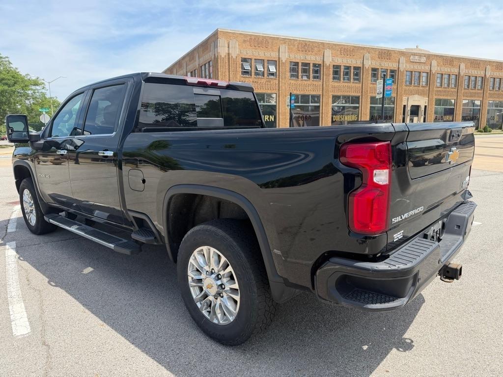 Chevrolet Silverado 2500HD High Country Crew Cab Long Box 4WD 2022