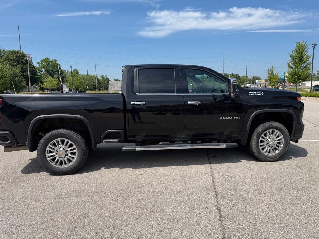 Chevrolet Silverado 2500HD High Country Crew Cab Long Box 4WD 2022