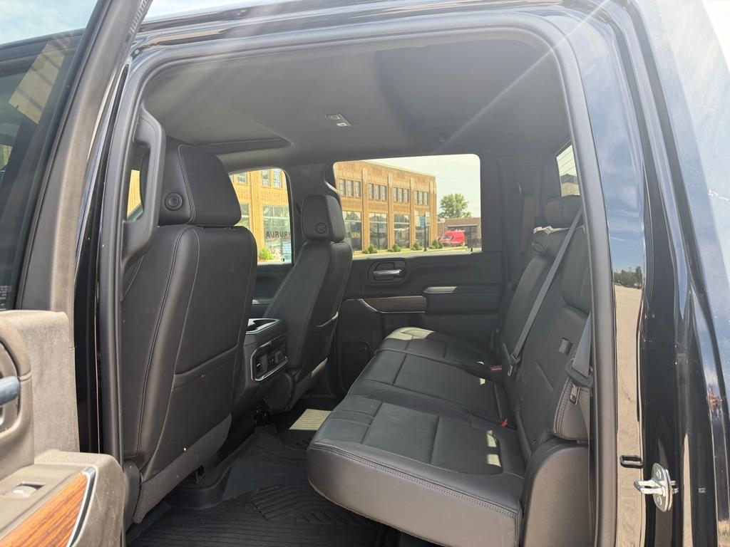 Chevrolet Silverado 2500HD High Country Crew Cab Long Box 4WD 2022