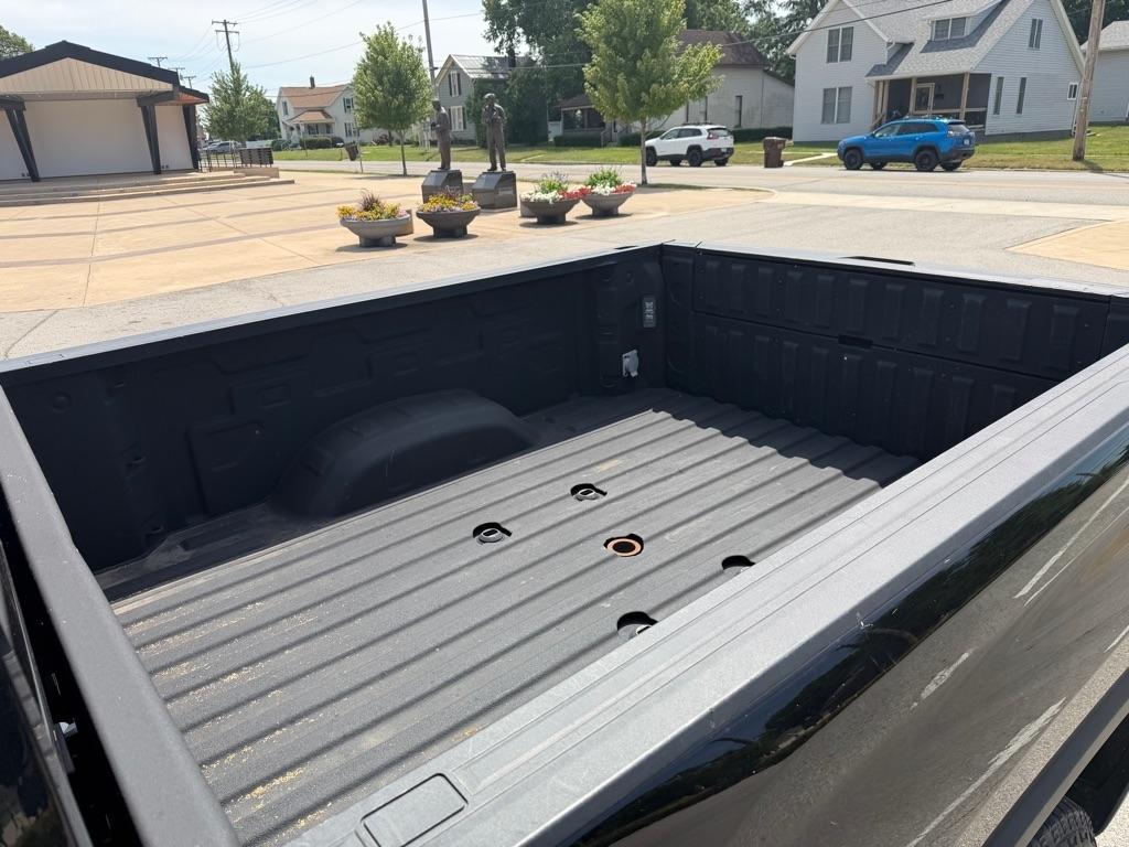 Chevrolet Silverado 2500HD High Country Crew Cab Long Box 4WD 2022