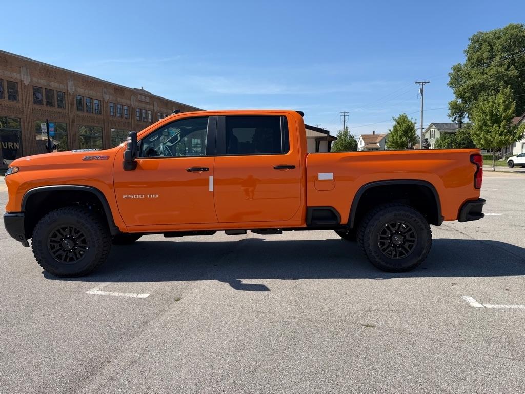 Chevrolet Silverado 2500HD ZR2 Crew Cab 4WD 2026