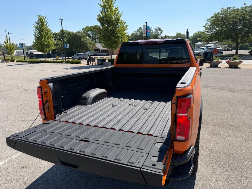 Chevrolet Silverado 2500HD ZR2 Crew Cab 4WD 2026