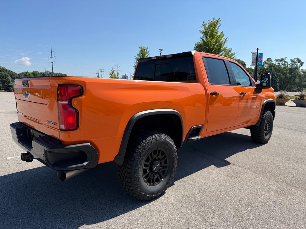 Chevrolet Silverado 2500HD ZR2 Crew Cab 4WD 2026