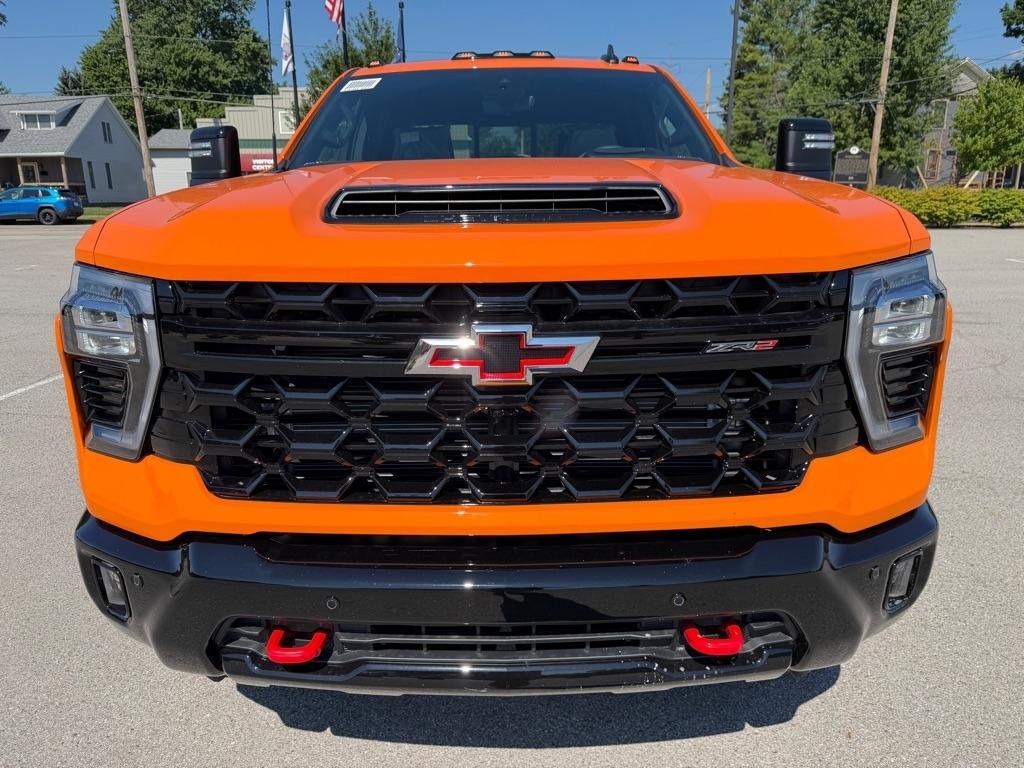 Chevrolet Silverado 2500HD ZR2 Crew Cab 4WD 2026