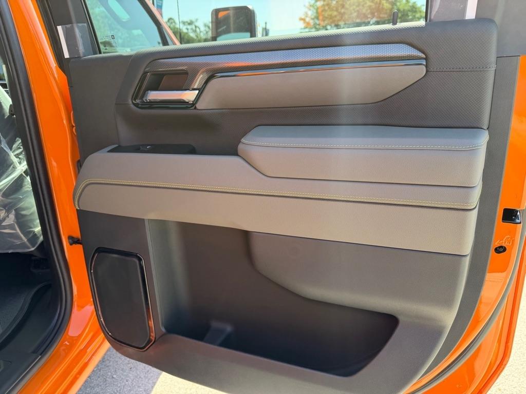 Chevrolet Silverado 2500HD ZR2 Crew Cab 4WD 2026