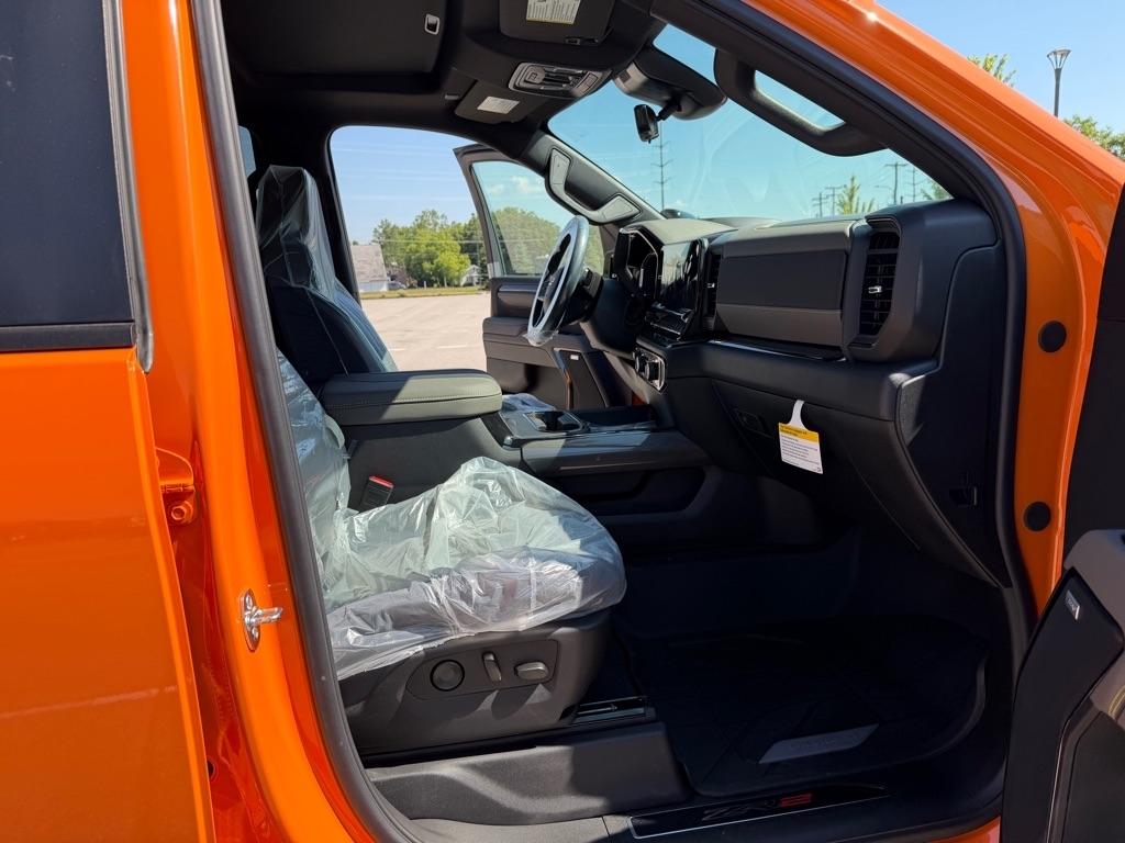 Chevrolet Silverado 2500HD ZR2 Crew Cab 4WD 2026