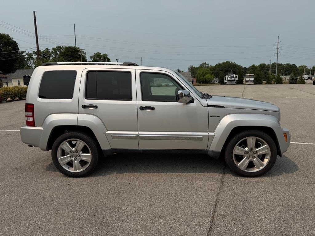 Jeep Liberty Sport 4WD 2011