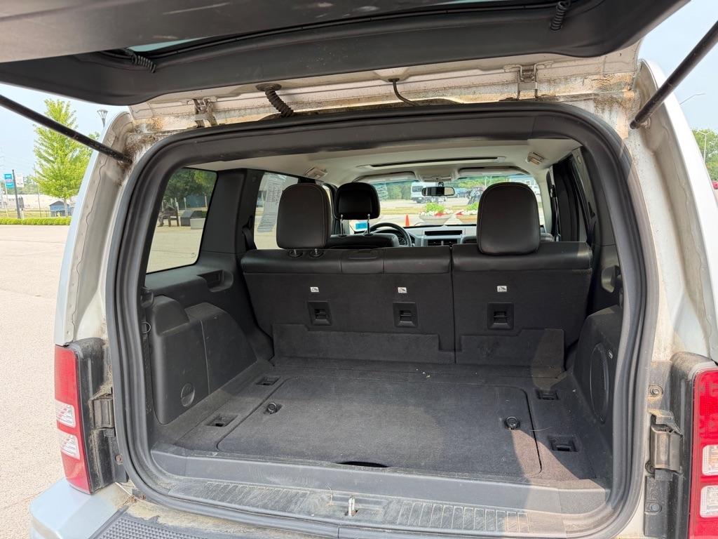 Jeep Liberty Sport 4WD 2011