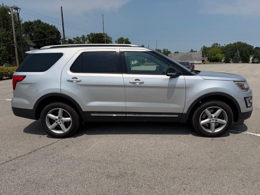 Ford Explorer XLT 4WD 2016