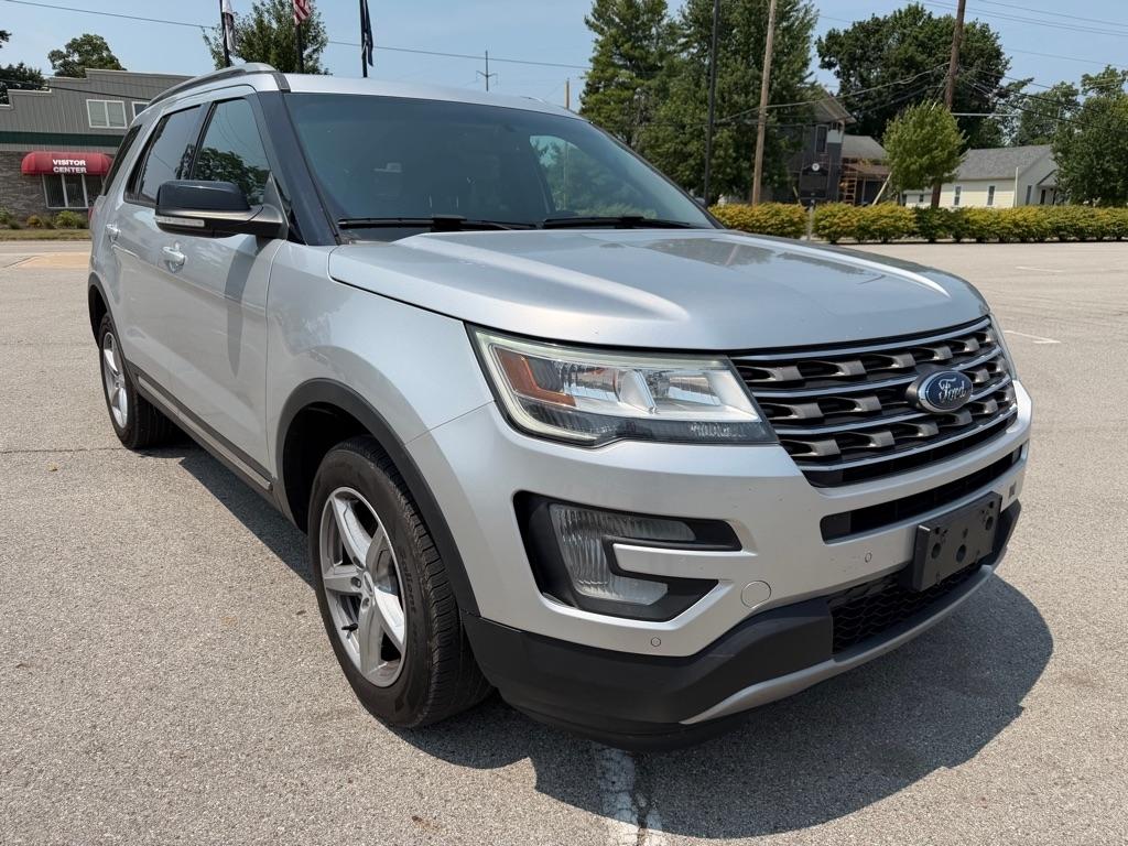 Ford Explorer XLT 4WD 2016