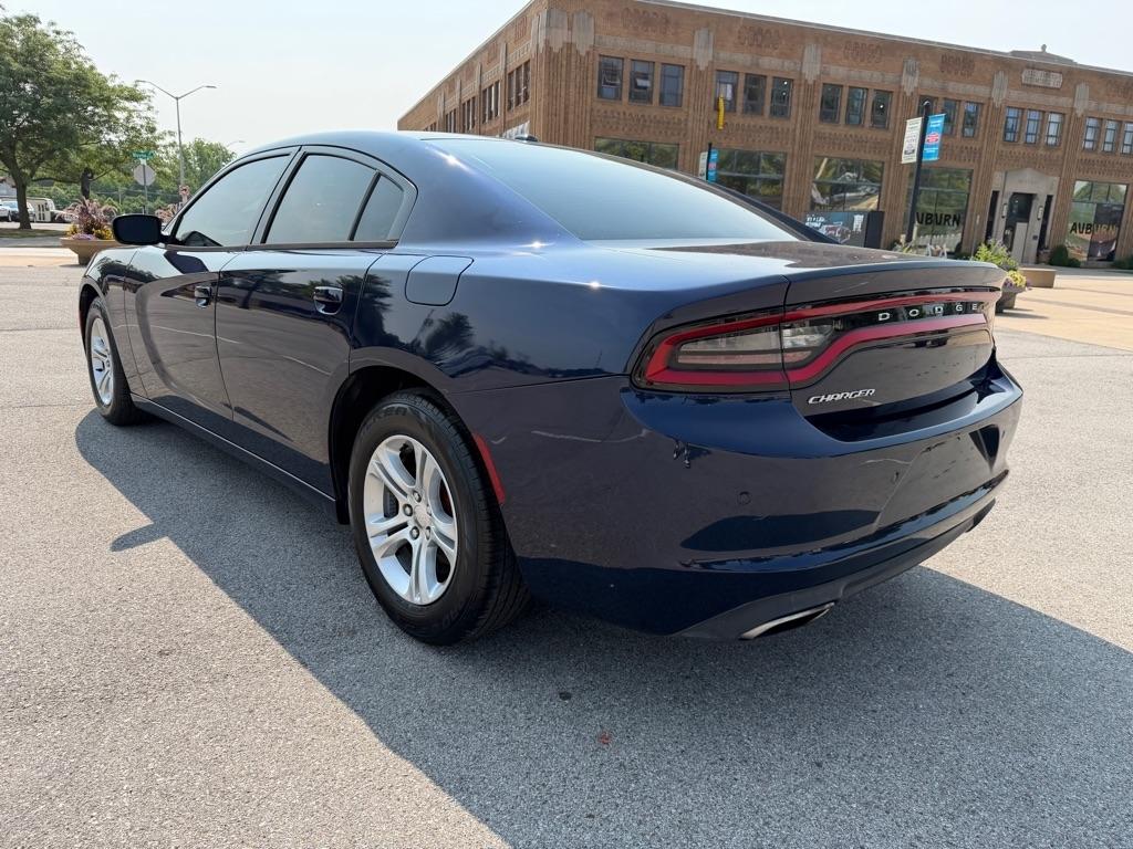 Dodge Charger SE 2015