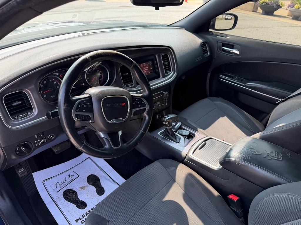 Dodge Charger SE 2015