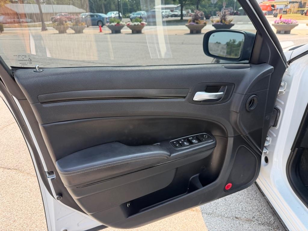 Chrysler 300 S V6 AWD 2014