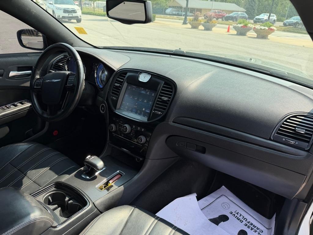 Chrysler 300 S V6 AWD 2014