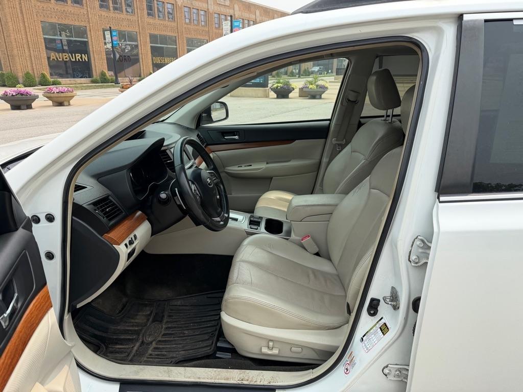 Subaru Outback 2.5i Limited 2014