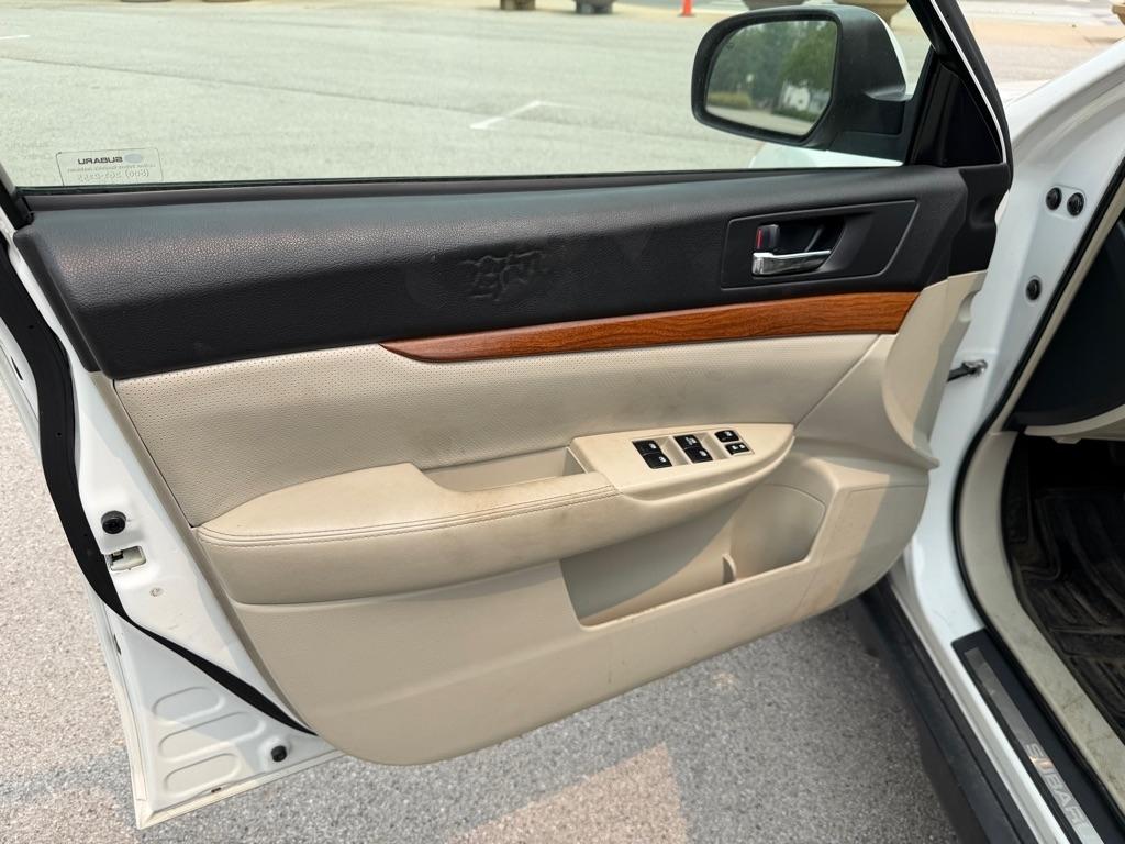 Subaru Outback 2.5i Limited 2014