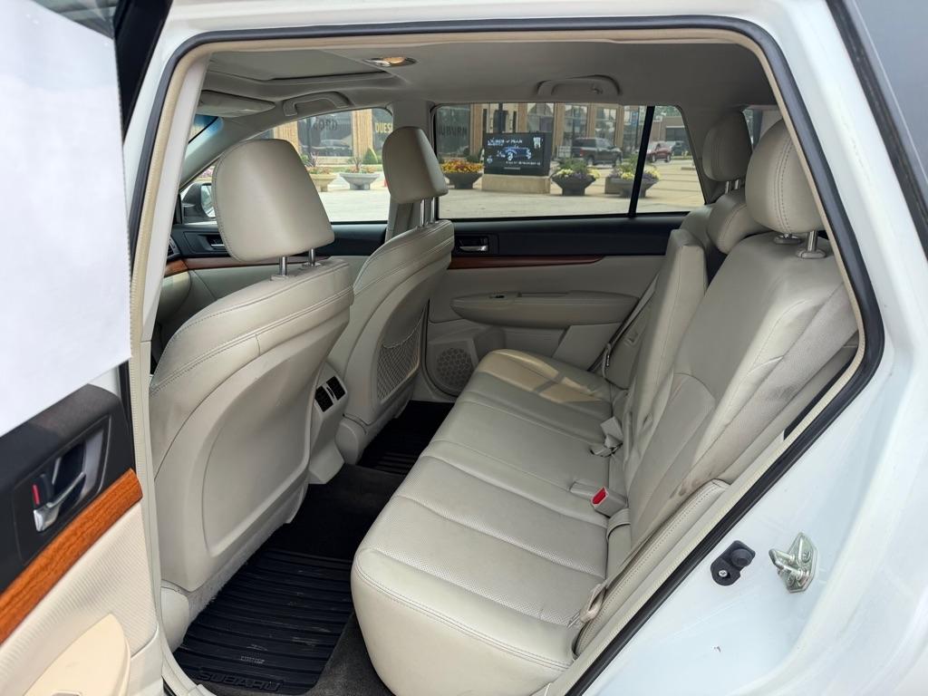 Subaru Outback 2.5i Limited 2014