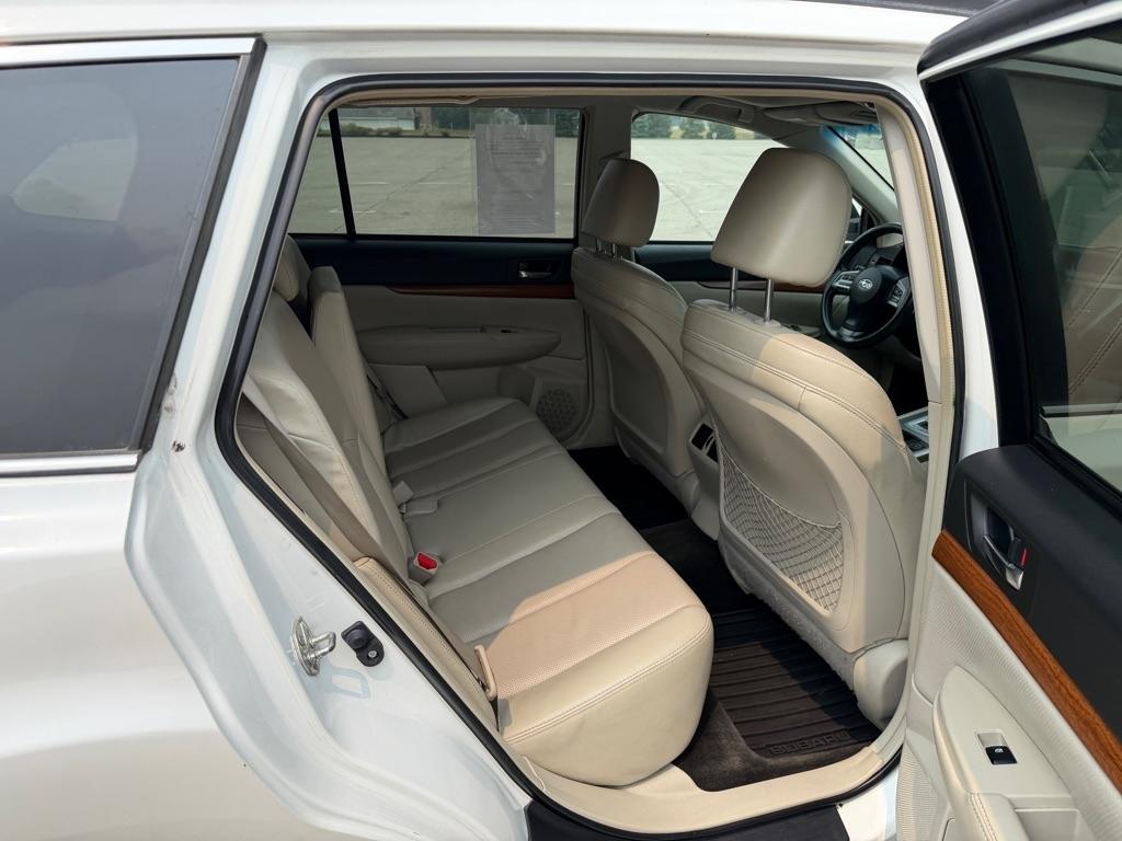 Subaru Outback 2.5i Limited 2014