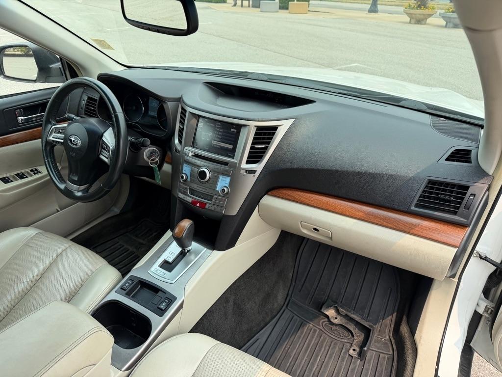 Subaru Outback 2.5i Limited 2014